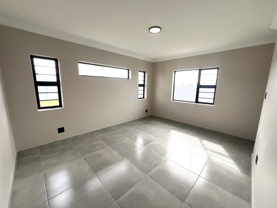 3 Bedroom Property for Sale in Fountains Estate Eastern Cape